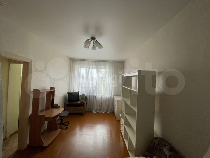 1-к. квартира, 27 м², 4/4 эт.