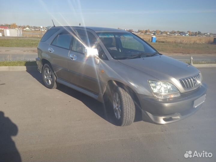 Toyota Harrier 3.0 AT, 2000, 435 294 км