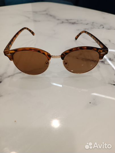 Солнцезащитные очки женские