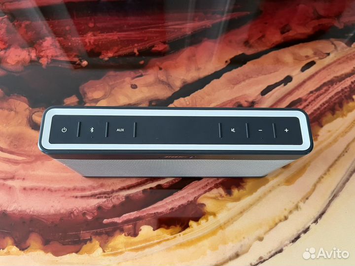 Bose SoundLink III (Портативная Bluetooth-колонка)