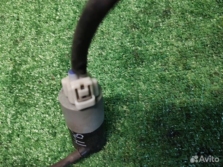 Мотор омывателя лобового стекла Toyota Auris E150