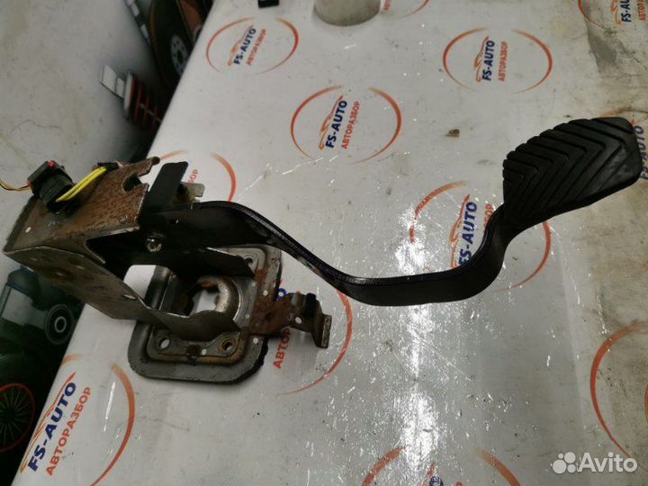 Педаль тормоза Dodge Caliber 1.8 EBA 2007