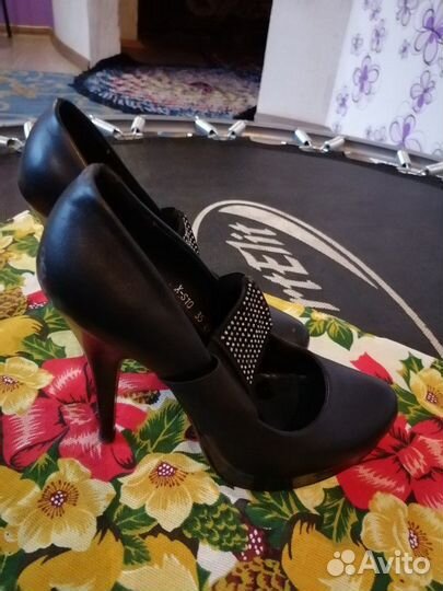 Продам туфли