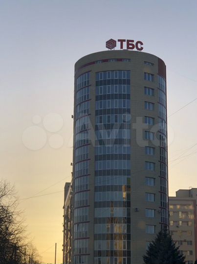 3-к. квартира, 105 м², 2/16 эт.