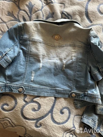 Джинсовая куртка