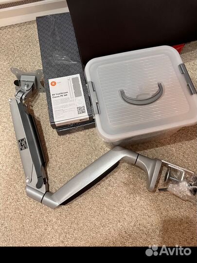 Кронштейн для монитора