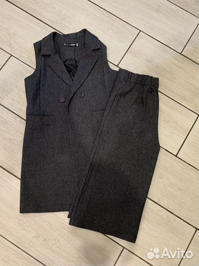 Школьный костюм для девочки