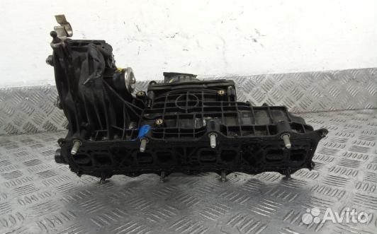 Впускной коллектор дизельный mercedes benz C-class