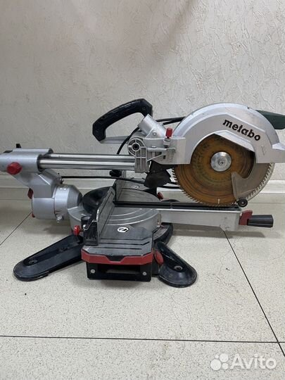 Торцевая пила Metabo KGS 254 М