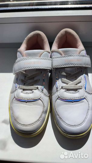 Кроссовки для девочки