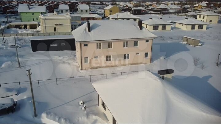 Коттедж 138 м² на участке 8 сот.