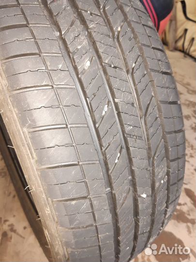 Bridgestone Dueler H/T 215/60 R17