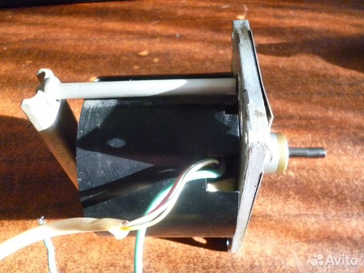 Двигатель тонвала Олимп 004