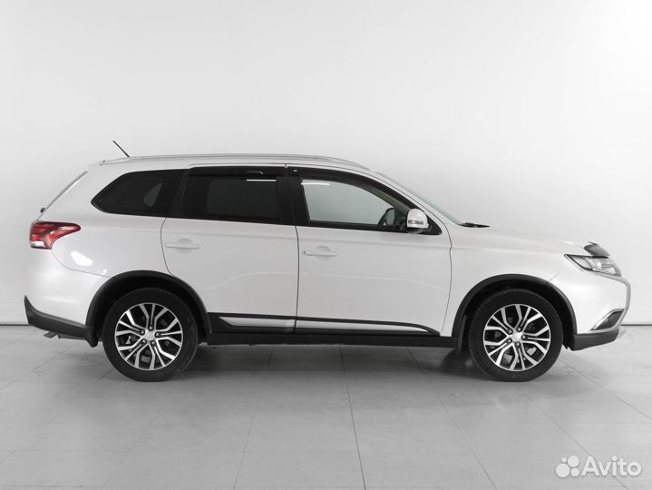 Mitsubishi Outlander 2.4 CVT, 2015, 216 520 км