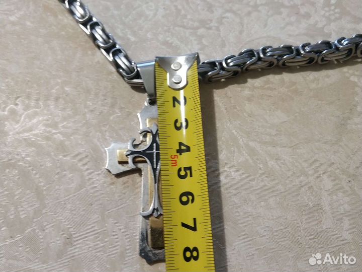 Крест с цепью