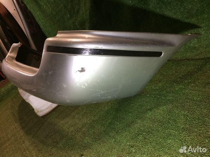 Бампер задний nissan Serena C23 Серебро царапины