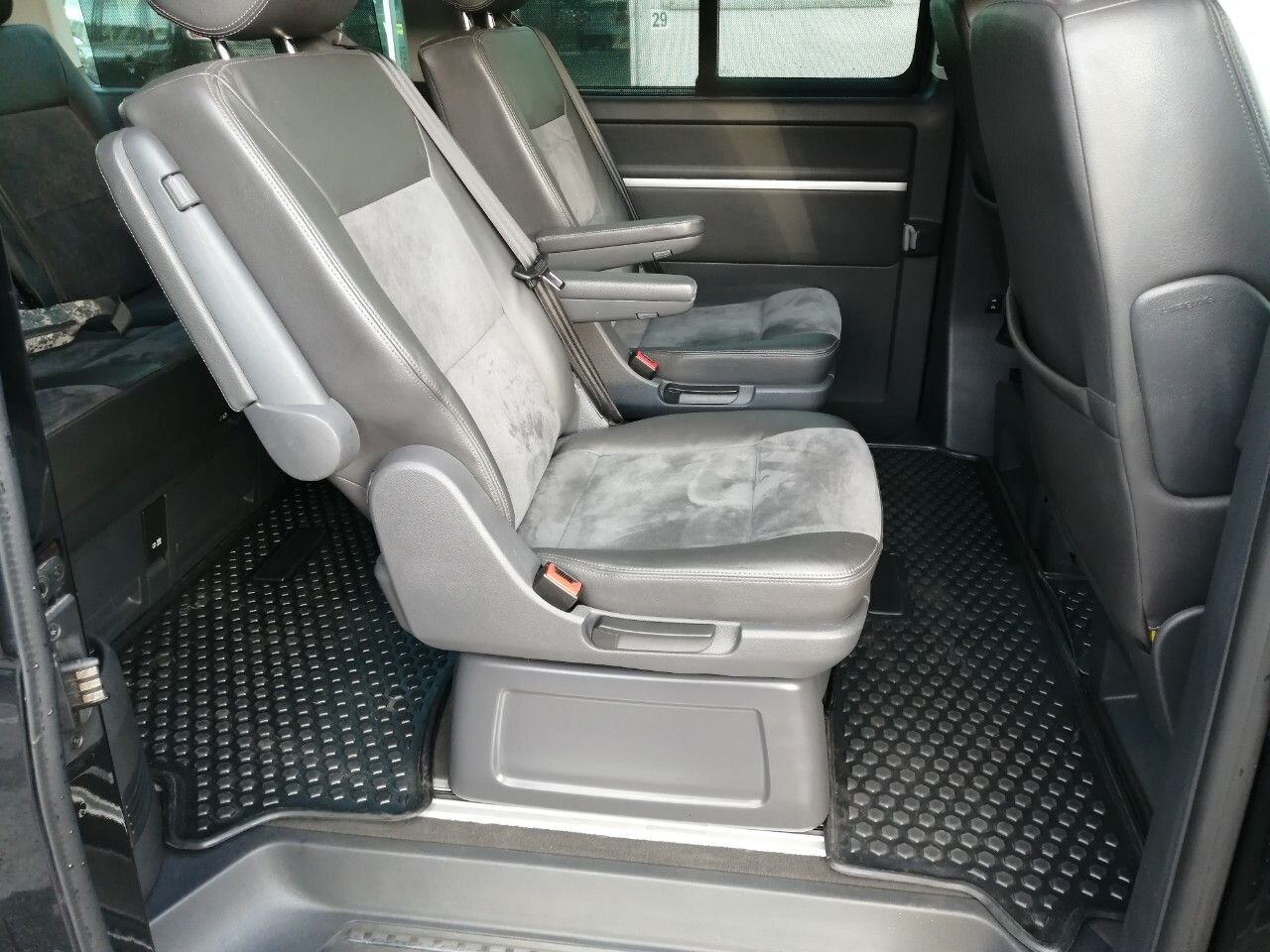 Volkswagen Multivan: фото владельца