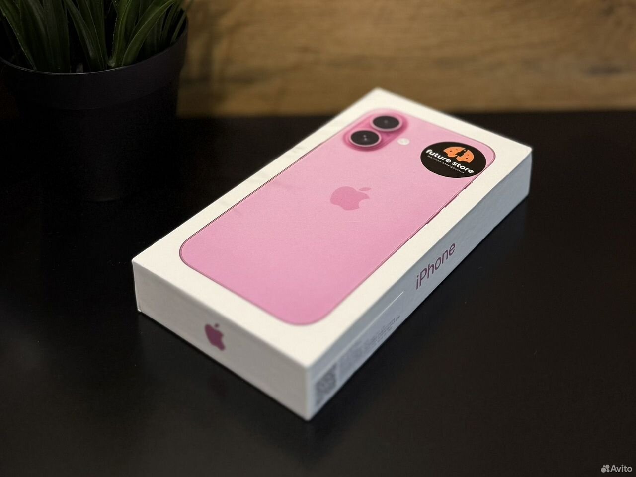 iPhone 16, 256 ГБ, SIM + eSIM