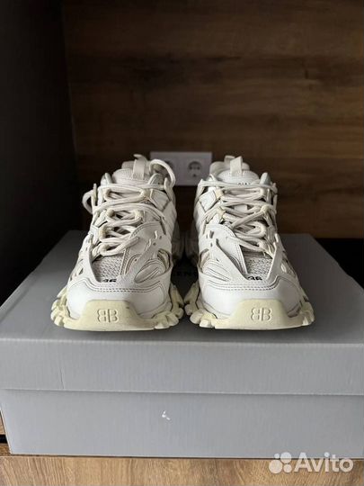 Balenciaga track white