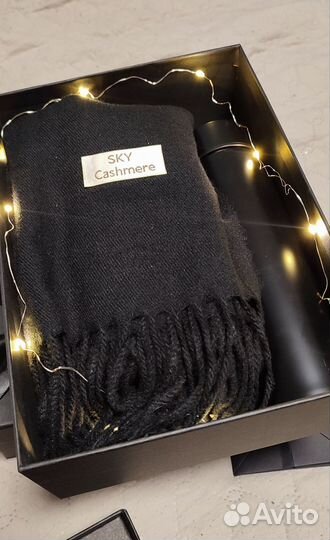 Подарочный набор термос, шарф на 8 марта