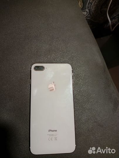 iPhone 8 Plus, 64 ГБ