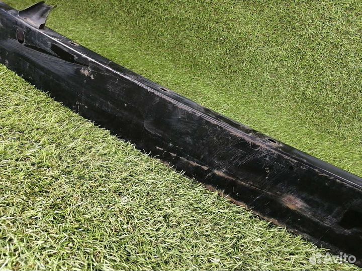 Усилитель бампера передний Toyota Wish универсал