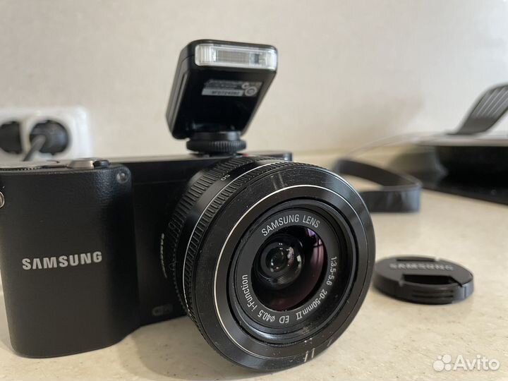 Samsung nx1100