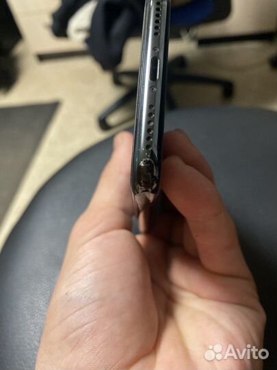 iPhone x 64gb