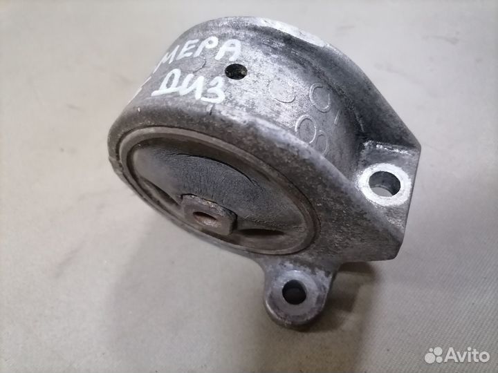 Подушка двигат.прав Nissan Almera N15 CD20 1995-00