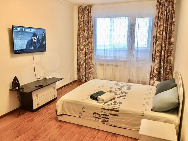 2-к. квартира, 56 м², 4/10 эт.