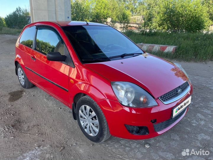 Ford Fiesta 1.6 МТ, 2005, 235 000 км