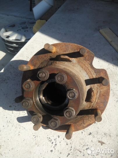 Ступица заднего колеса в сборе Mercedes 1117