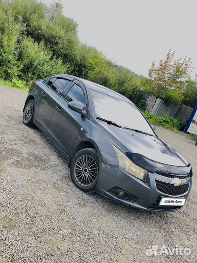 Chevrolet Cruze 1.6 МТ, 2011, 400 000 км