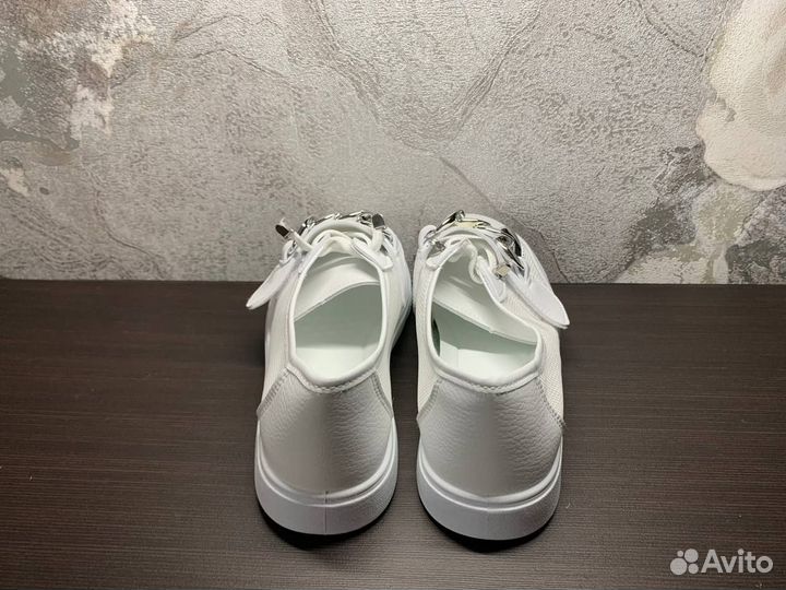 Лоферы белые в сетку