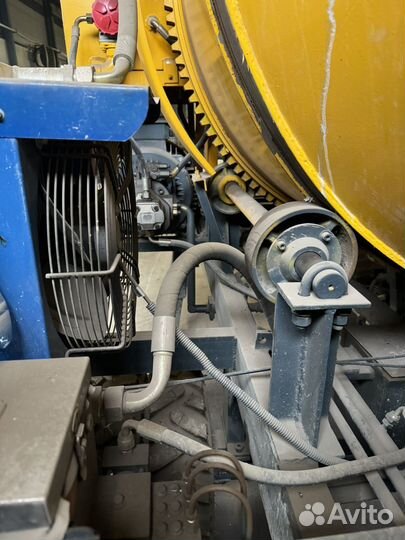 Бетоносмеситель, бетономешалка jbs300