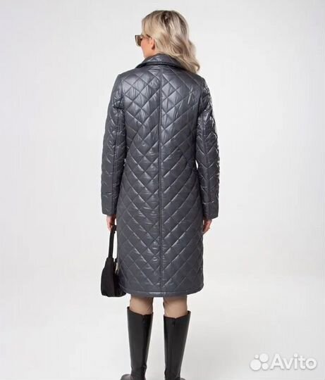 Пальто стеганное 42 размер серое демисезонное