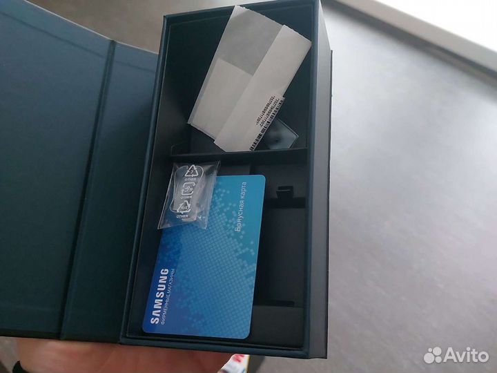 Каробка от смартфона Samsung