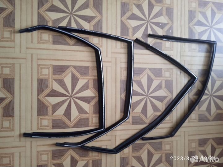 Уплотнители П-Образные опускных стекол Ваз 2110