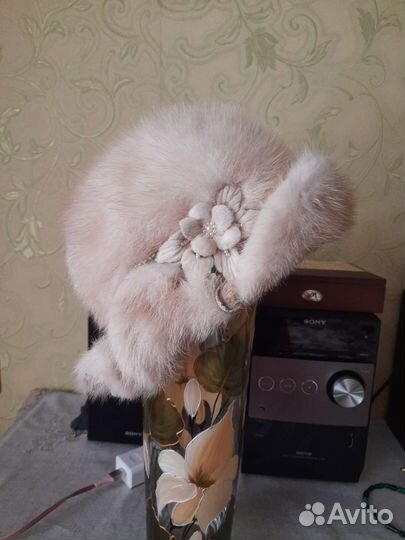 Шапка женская норковая новая 56- 58 размер