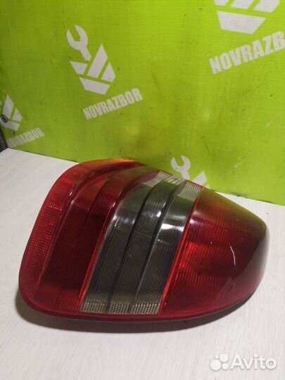 Фонарь задний правый Мерседес Бенз 202 93-00