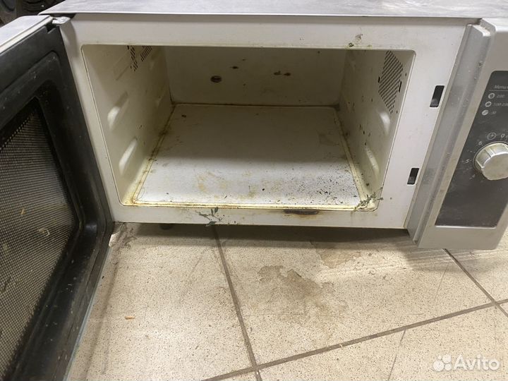 Печь микроволновая Menumaster RMS510D