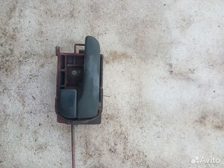 Ручка двери внутренняя левая задняя Nissan Primera