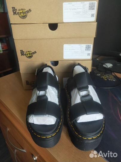 Сандалии francis leather Dr. Martens