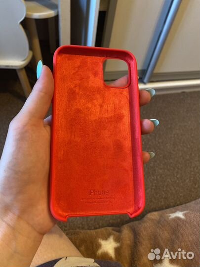 Чехол на iPhone 11