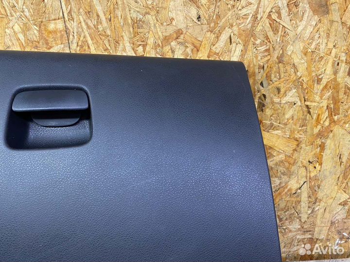 Бардачок LADA Vesta седан 21129 2017