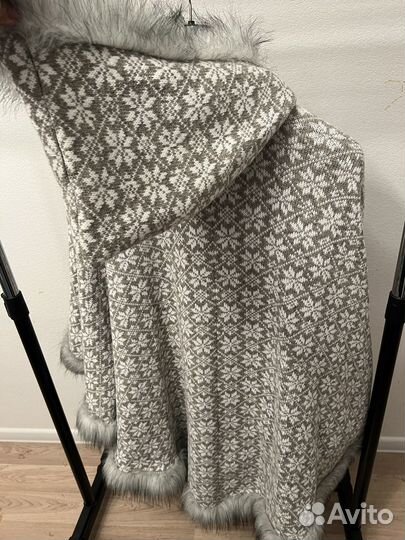 Пончо вязаное с мехом one size ручная работа