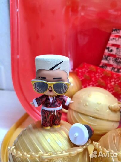 L.O.L. Swag Family + Busy B.B