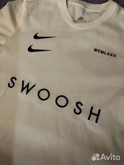 Футболка nike swoosh