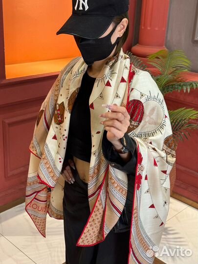 Платок Louis Vuitton 