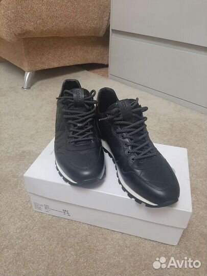 Кроссовки мужские